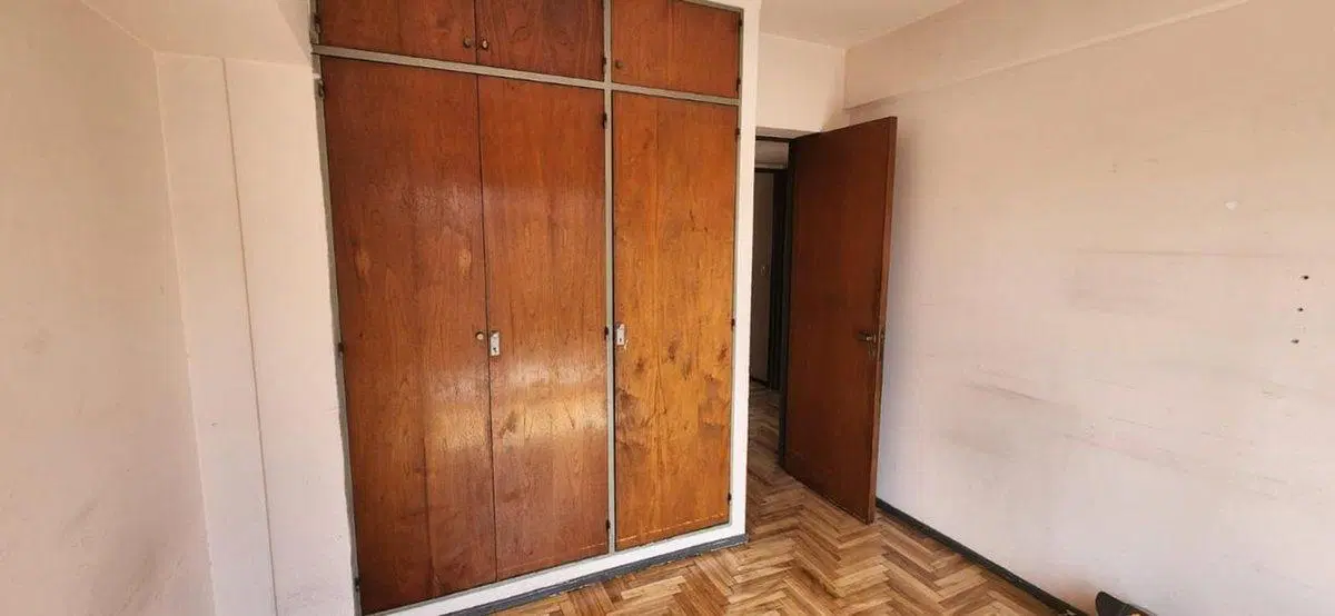 VENTA DEPARTAMENTO 4 AMBIENTES FLORES 8