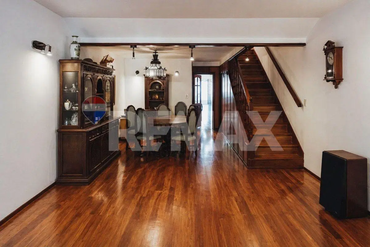 VENTA TRIPLEX CABALLITO 6 AMB 5 BAÑOS 3 COCHERAS 3