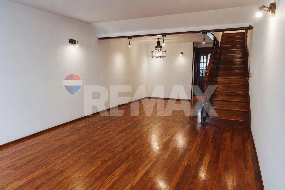 VENTA TRIPLEX CABALLITO 6 AMB 5 BAÑOS 3 COCHERAS 2
