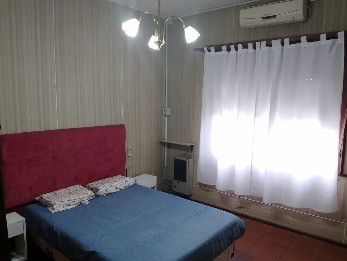 Venta 2 casas en block en Quilmes Oeste 5