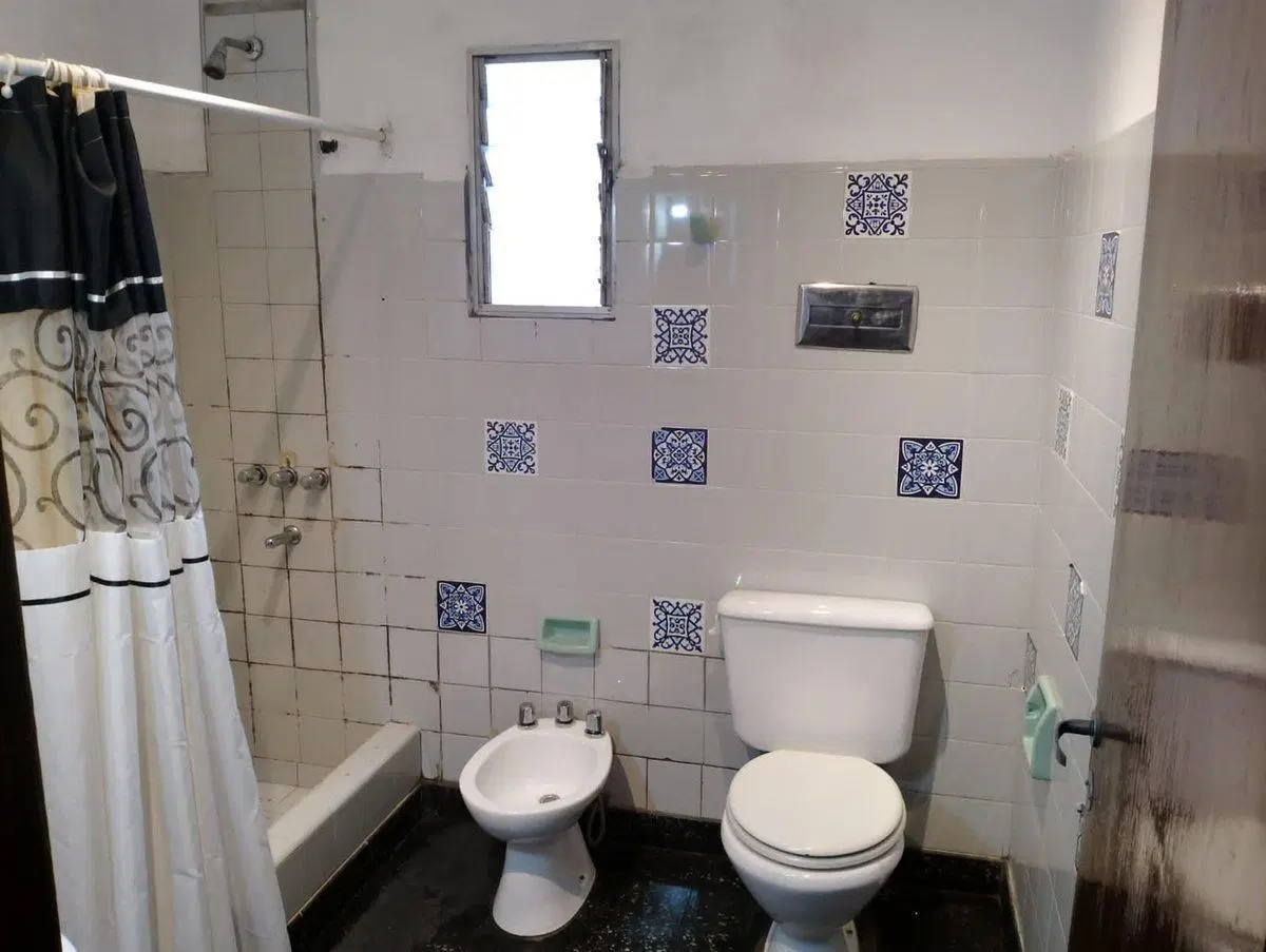Venta 2 casas en block en Quilmes Oeste 8
