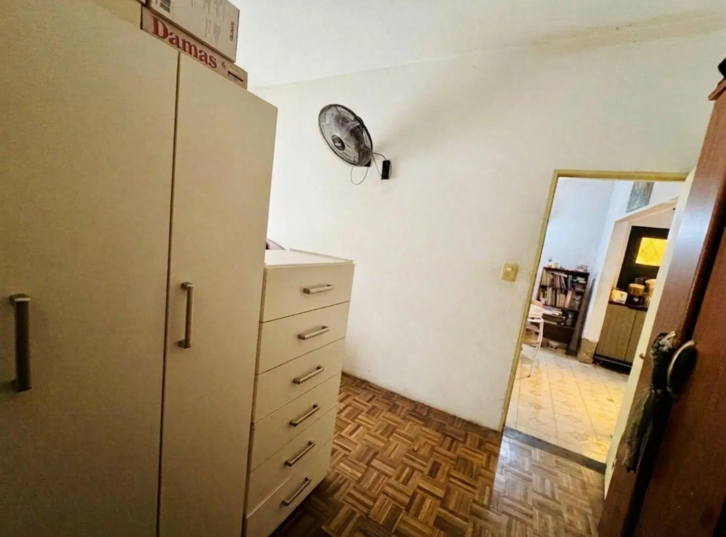 CASA 2 AMBIENTES EN VENTA RAFAEL CALZADA EN BLOQUE 2