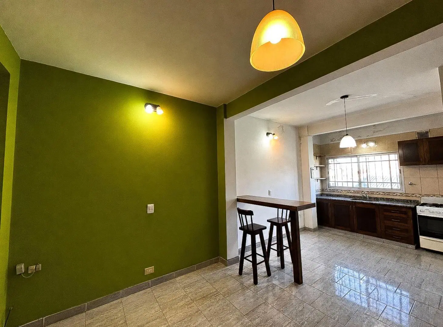 VENTA-PH 2 AMB-CIUDAD MADERO 3
