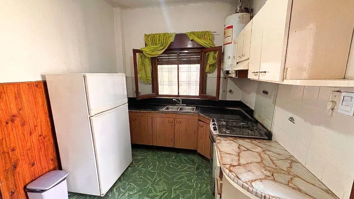 VENTA-CASA 3 AMB CON COCHERA Y PILETA-SAN JUSTO 4