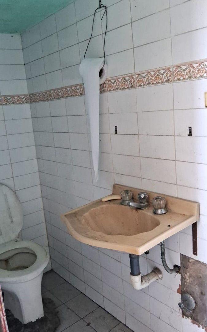 Foto de VENTA-CASA-3 AMBIENTES-LOMAS DEL MIRADOR, imagen 3