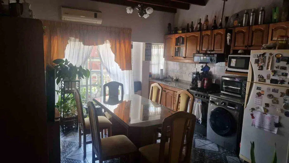 Venta Depto. 2 Amb con Coch y Altillo-Avellaneda 3