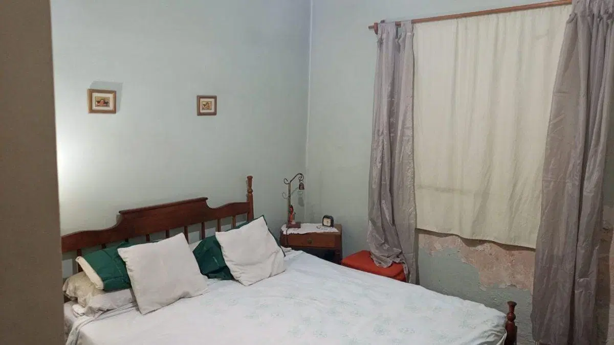 VENTA- CASA EN BLOCK CON LOCALES- CIUDADELA 3