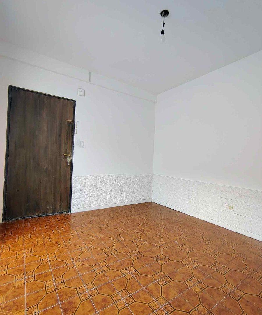 Foto de VENTA-TIPO PH-3 AMB-PATIO-PLANO-S/EXP-SAN JUSTO, imagen 2