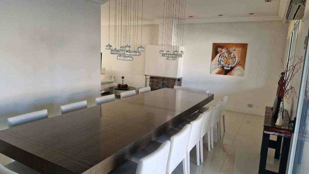 Foto de Venta Casa 6 Ambientes Cochera Pileta Ciudad Evita, imagen 5