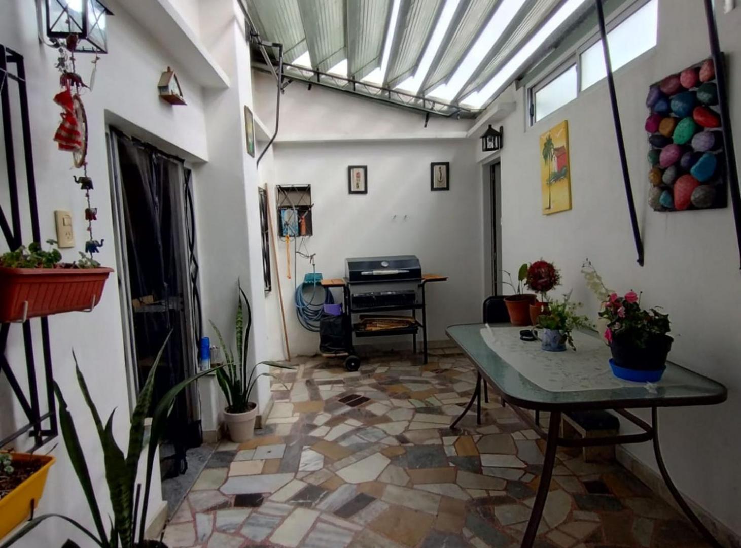 Foto de VENTA PH 3 AMB CON GALPON O COCHERA, LOM. DEL MIR., imagen 5