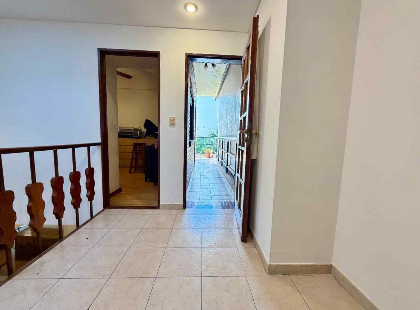 Foto de VENTA CASA 4 AMBIENTES, COCHERA 2 AUTOS MATADEROS, imagen 5