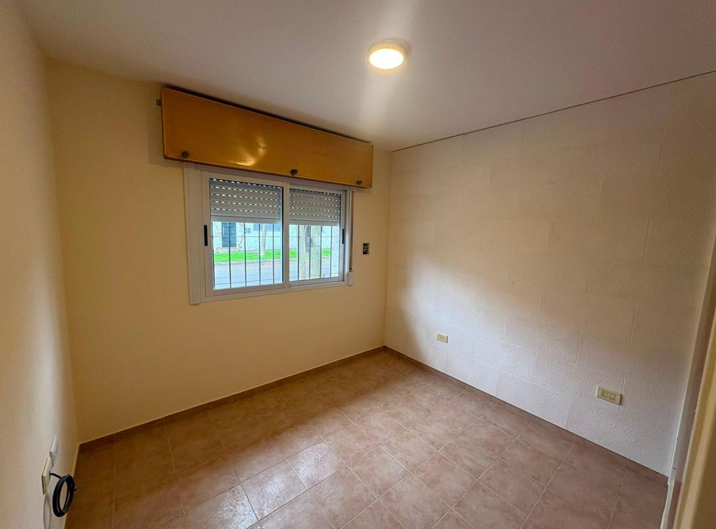 Foto de ALQUILER-CASA-2 AMB- VILLA MADERO, imagen 2