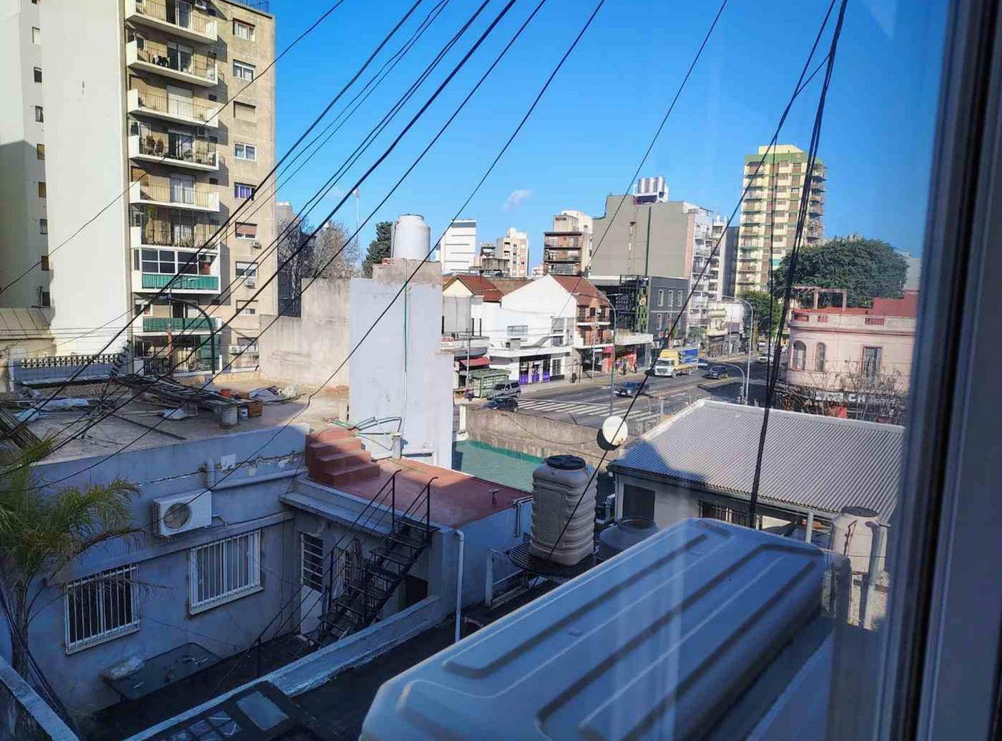 Foto de VENTA-PH 2 AMB-3ER P POR ESCALERA-APTO.CRED-V.LURO, imagen 1