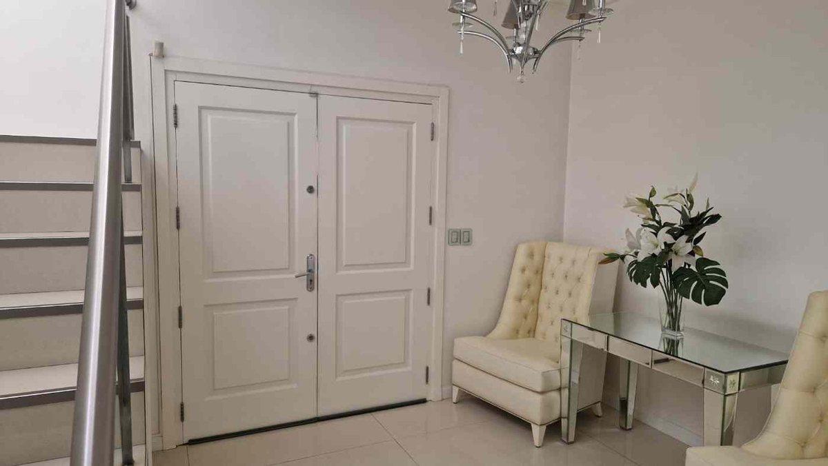 Foto de Venta Casa 6 Ambientes Cochera Pileta Ciudad Evita, imagen 4