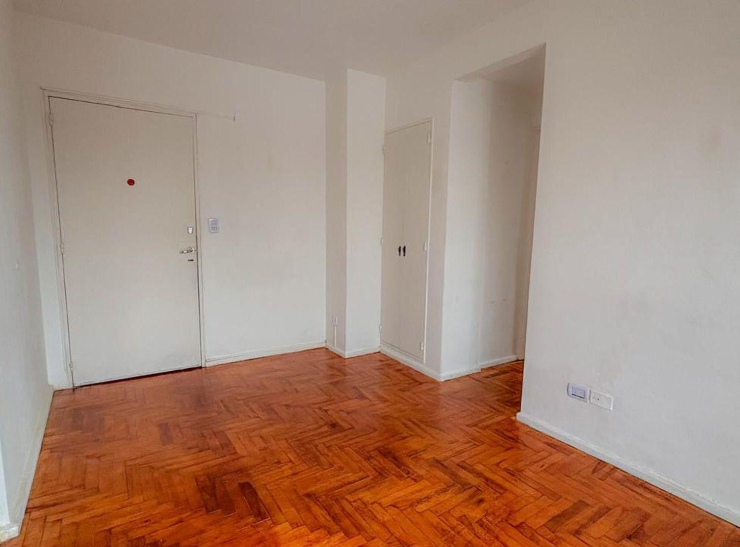 Foto de VENTA-DEPARTAMENTO-2 AMBIENTES-ALMAGRO- MUY BUENO!, imagen 5