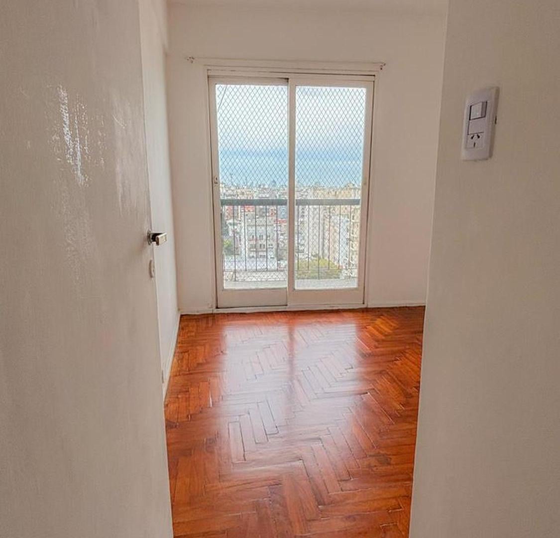 Foto de VENTA-DEPARTAMENTO-2 AMBIENTES-ALMAGRO- MUY BUENO!, imagen 1