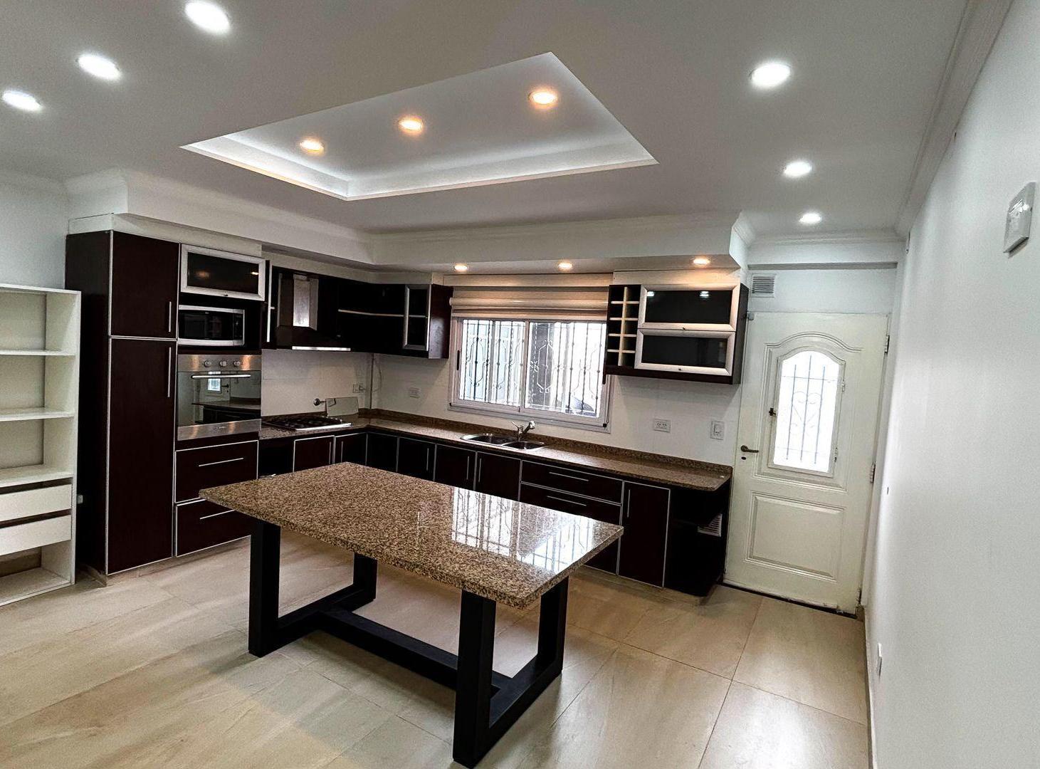 Foto de VENTA-PH TIPO TRIPLEX-LA TABLADA, imagen 5