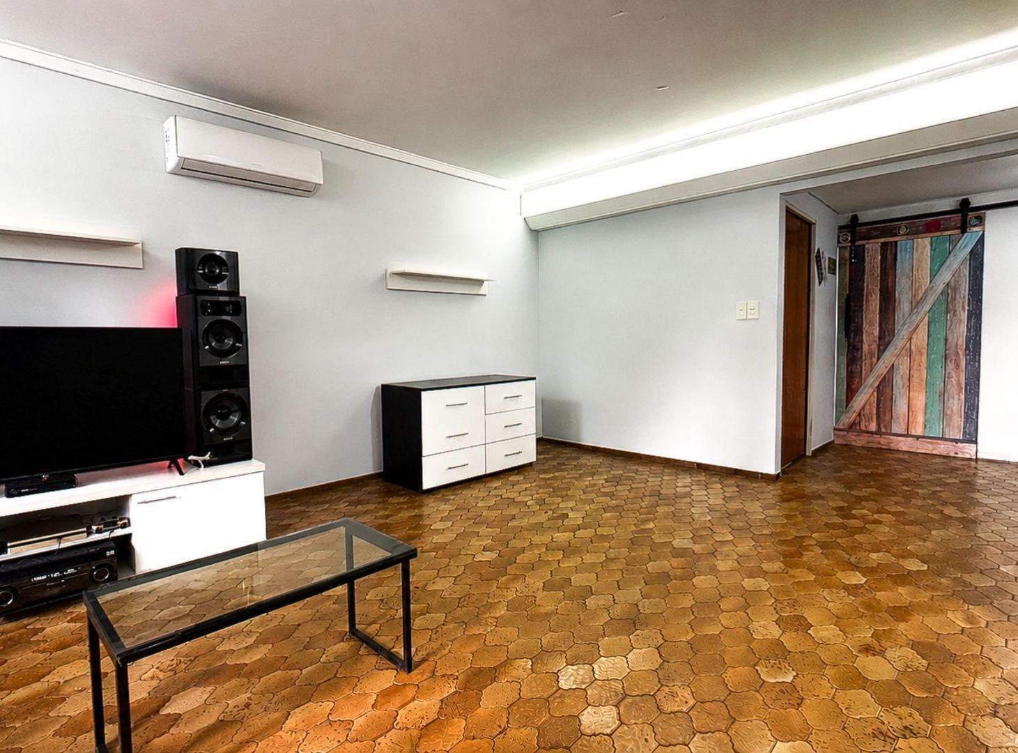 Foto de VENTA-CASA 5 AMB-APTO CREDITO-VILLA LUGANO, imagen 2
