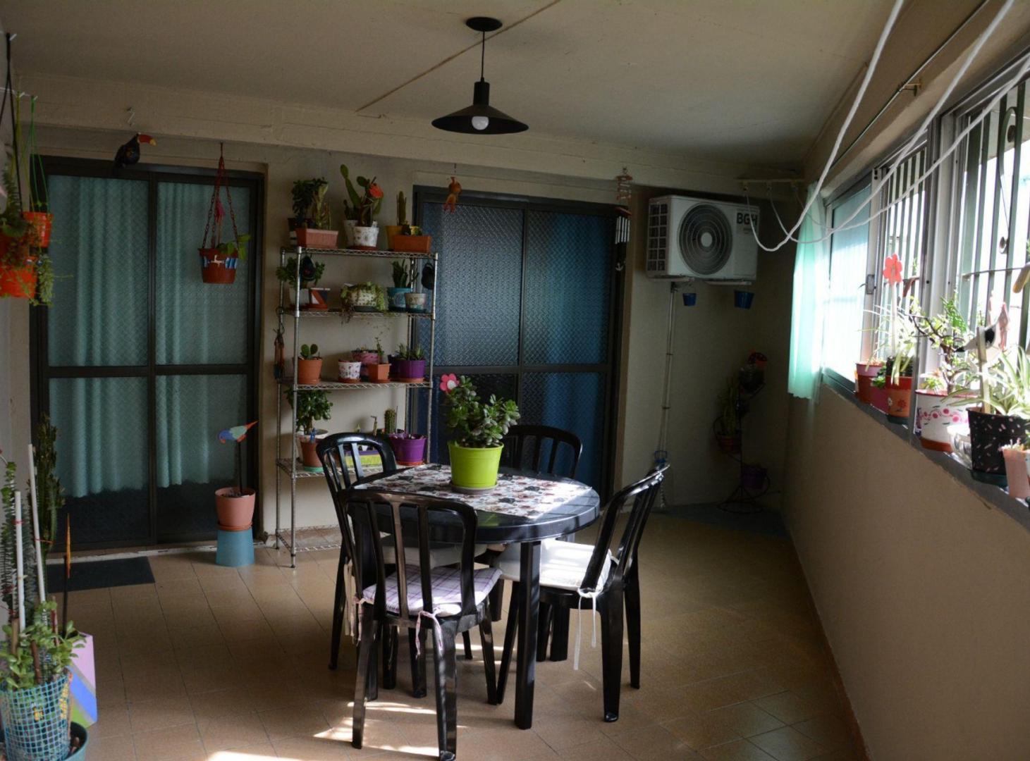 Foto de VENTA-DPTO-5 AMB- VILLA LUGANO- MUY LUMINOSO, imagen 1