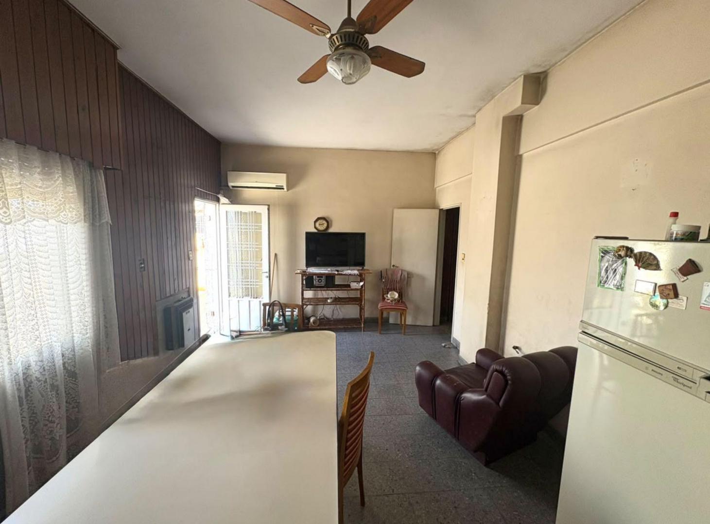 Foto de VENTA-CASA-4 AMB CON GALPON- EL PALOMAR, imagen 5