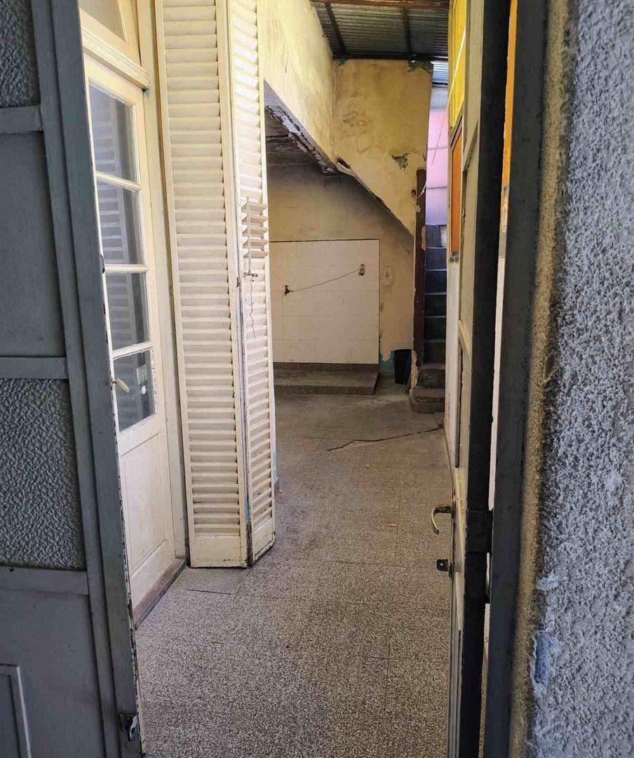 Foto de VENTA-PH 4 AMB 1ER P. FLORES-APTO CRED-REFACCIONAR, imagen 3