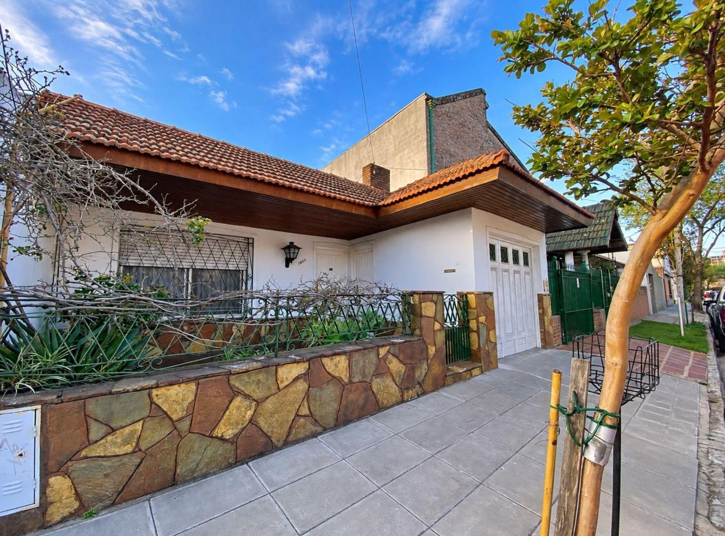 Foto de VENTA CASA SAN FERNANDO 3 AMB COCHERA PILETA, imagen 2