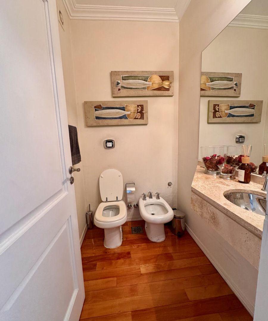 Foto de Importante casa IMPECABLE - Pileta climatizada, imagen 4