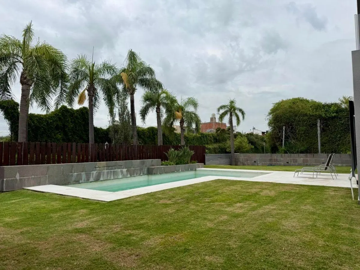 Propiedad Premium! Country Barrancas, Ubicación Inmejorable 3