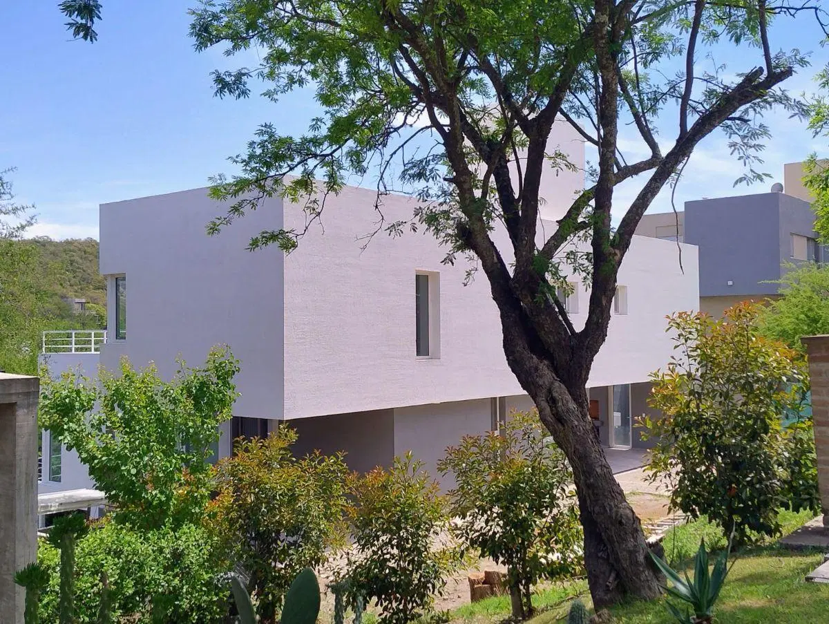 Casa de diseño en venta con vistas a las sierras | Estancia Q2 - Mendiolaza 2