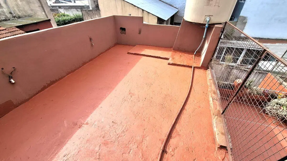 Venta de PH 4 Amb con Terrazas Oportunidad a Refaccionar 3