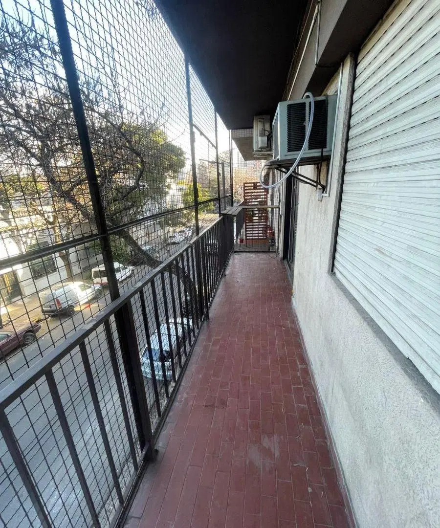 ALQUILER DE DEPARTAMENTO 4 AMB CON BALCON AL FRENTE 4
