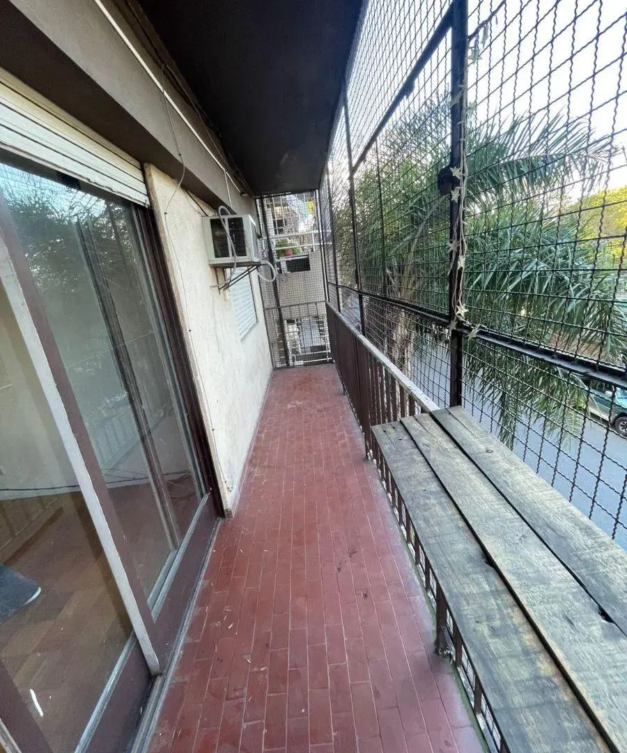 ALQUILER DE DEPARTAMENTO 4 AMB CON BALCON AL FRENTE 3