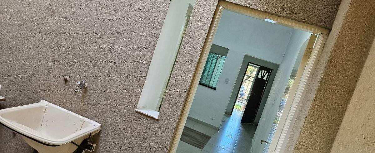 Foto de VENTA PH CON 2 DEPTOS EN UN MISMO LOTE, EXCELENTE UBICACION A METROS, imagen 5