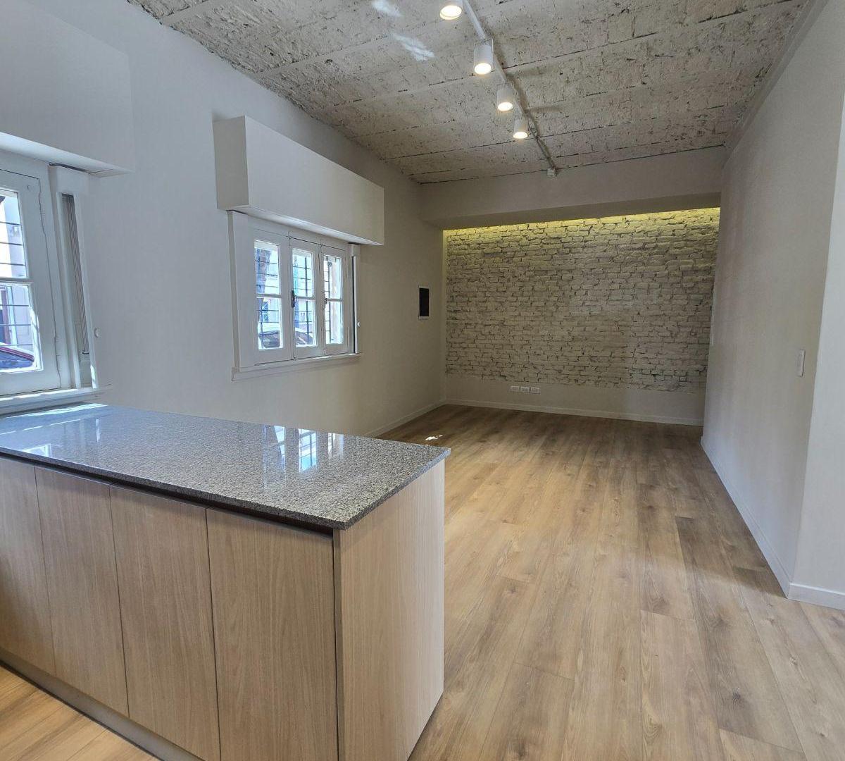 VENDE EXCLUSIVO PH 3 AMBIENTES AL FRENTE, PATIO, TERRAZA, QUINCHO, PARRILLA EN FLORESTA!!!.