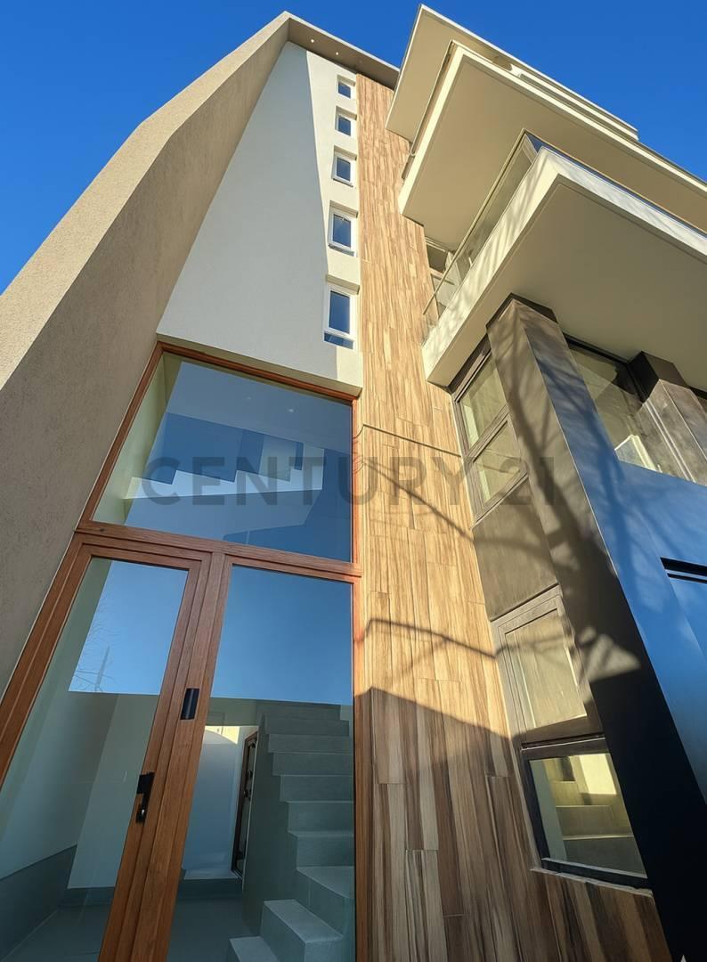 VENTA A ESTRENAR PISO CON BALCON TANDIL