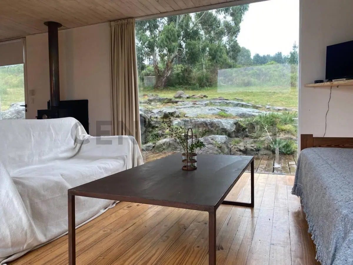 En venta casa sobre chacra en paraíso 4