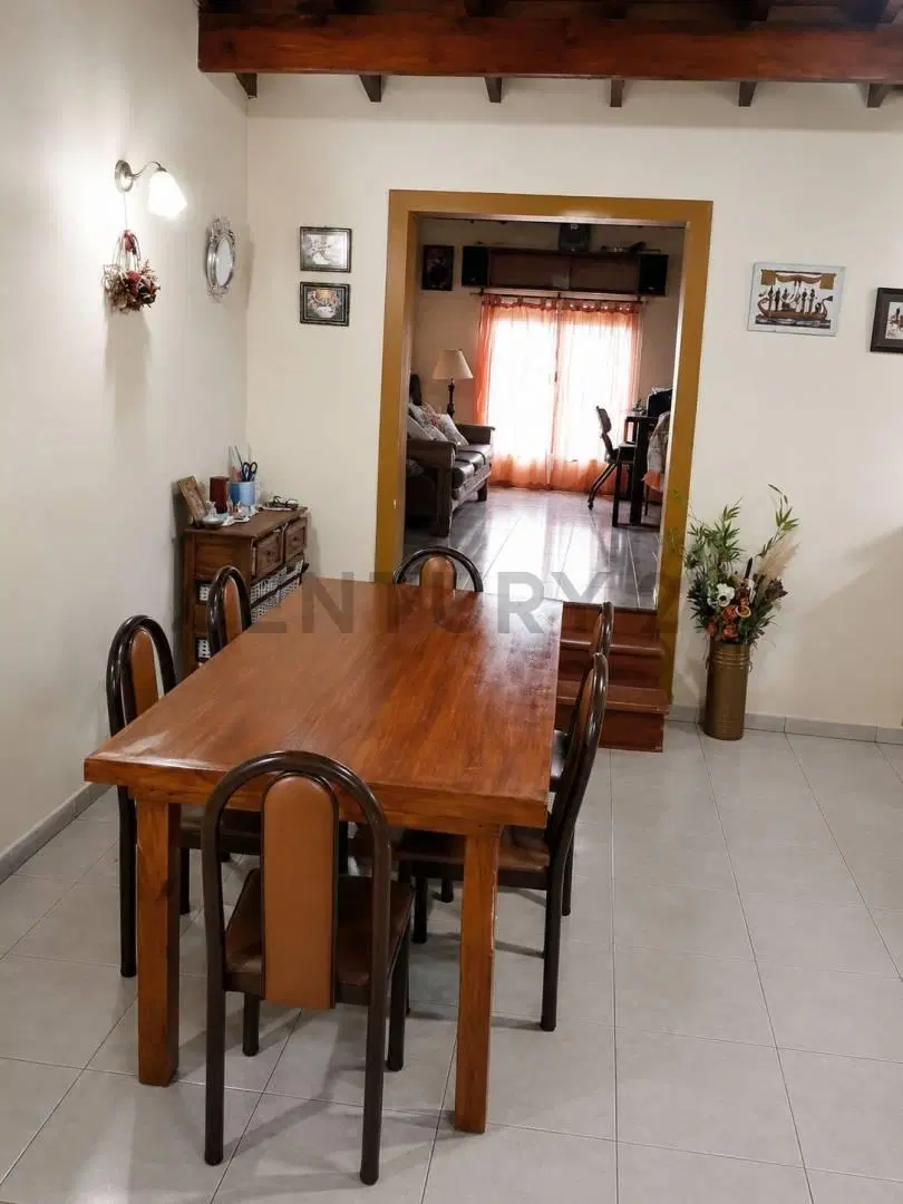 Venta casa en Tandil 2