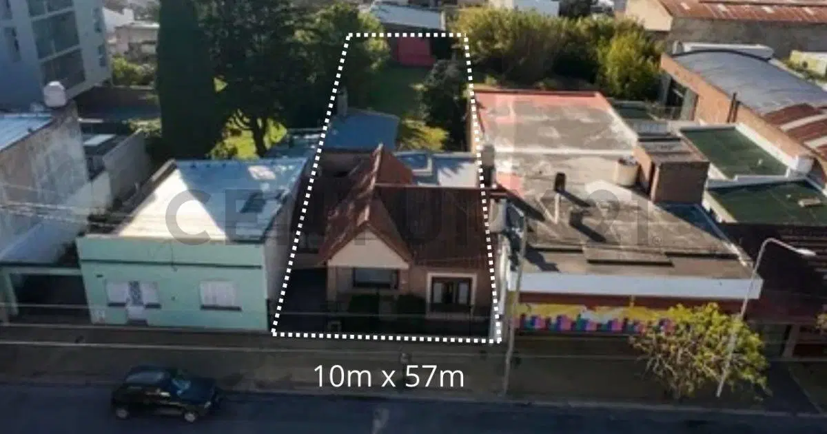 EN VENTA CASA TIPO CHALET - SEMICENTRO 3
