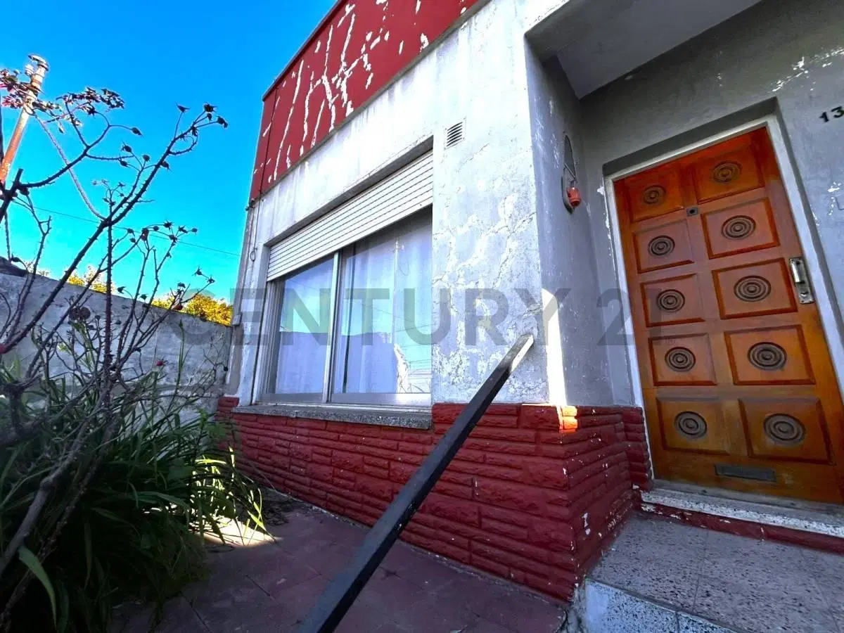 En venta casa tres ambientes Tandil 2
