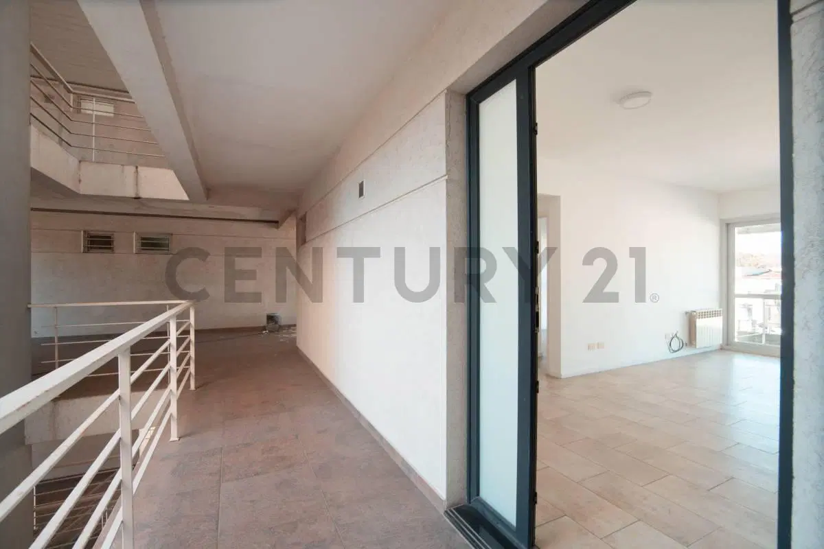 Departamento 2 ambientes con balcón y parrilla 3