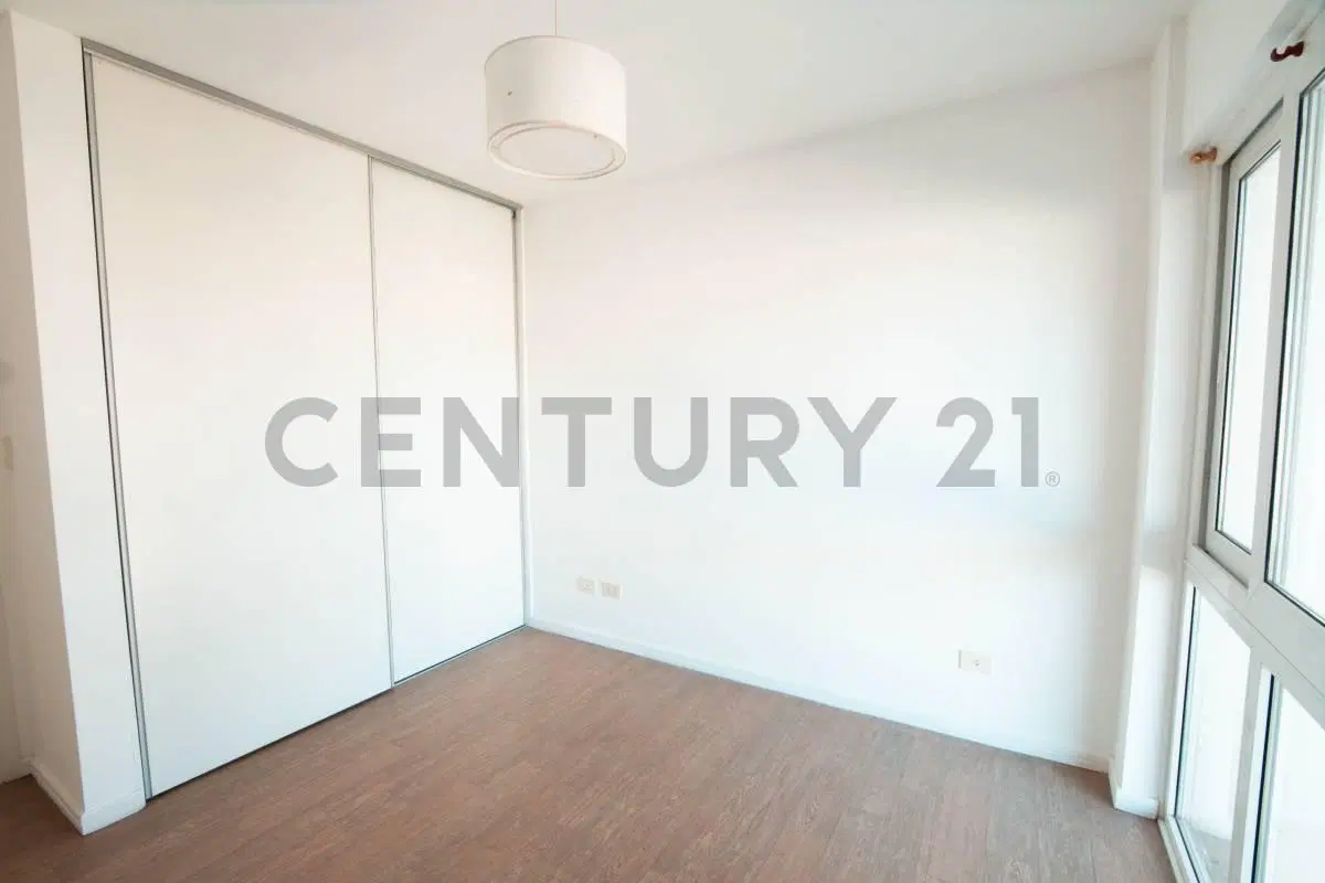 Departamento 2 ambientes con balcón y parrilla 5