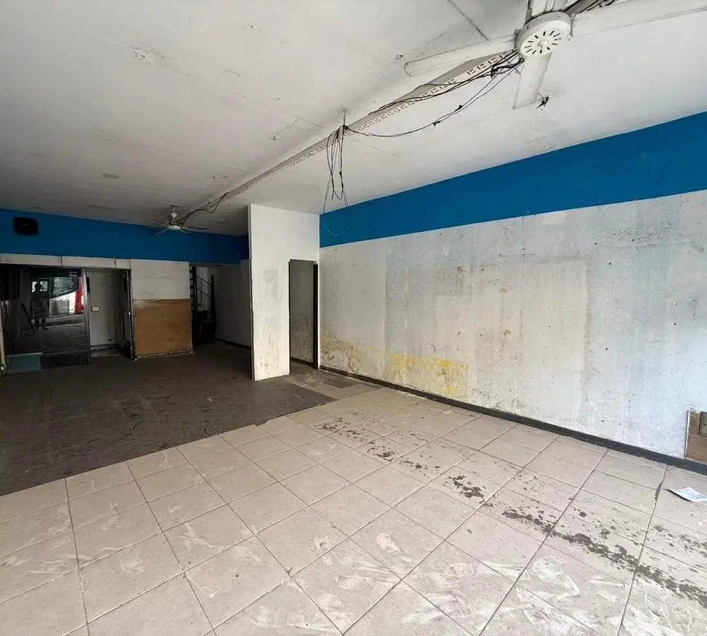 Local Comercial a 100mt de la plaza de San Justo 2