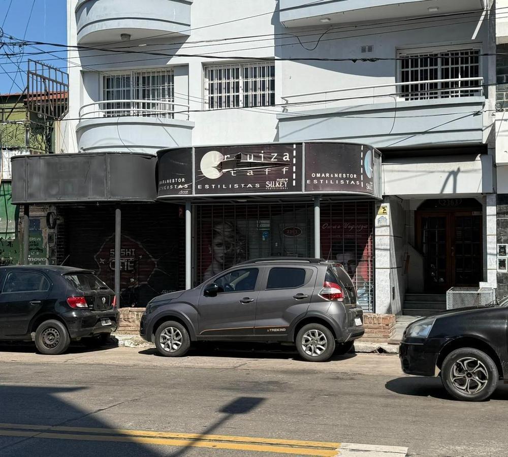 Foto de Excelente Local Comercial 75m² en tres niveles sobre Av. San Martín, imagen 5