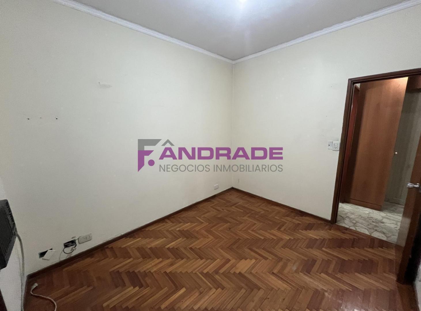 Foto de Excelente Duplex 3 amb. c/cochera, patio y terraza | San Justo Centro, imagen 3