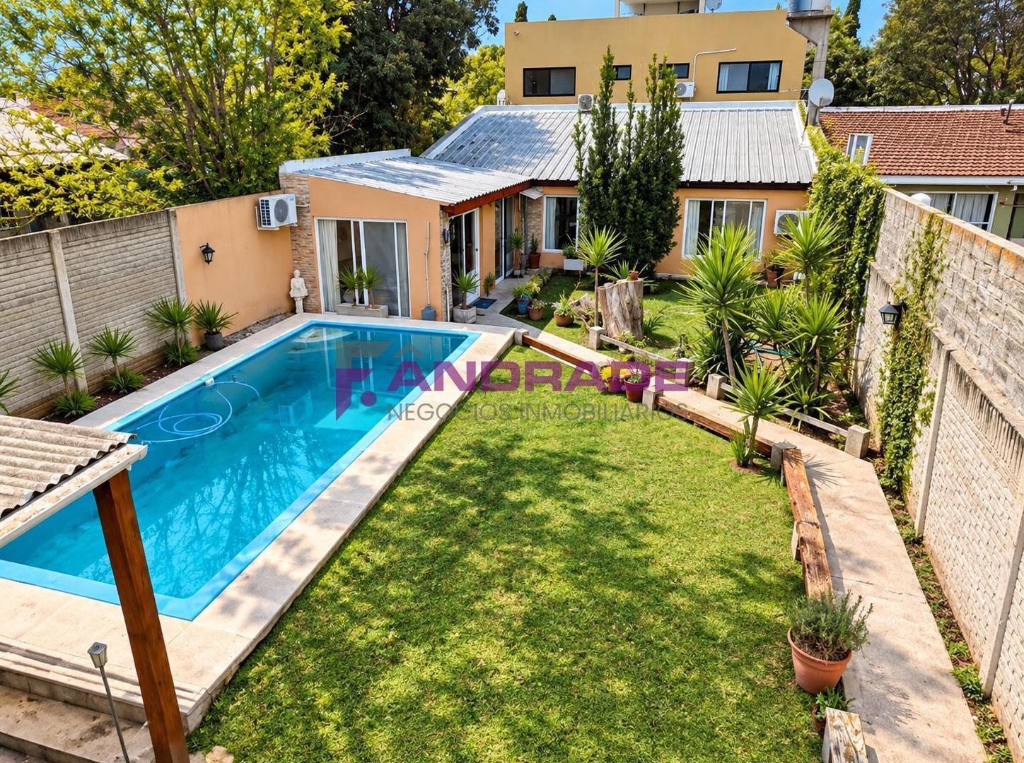 Foto de EXCELENTE CASA/QUINTA 3amb. EN LOTE PROPIO, imagen 3