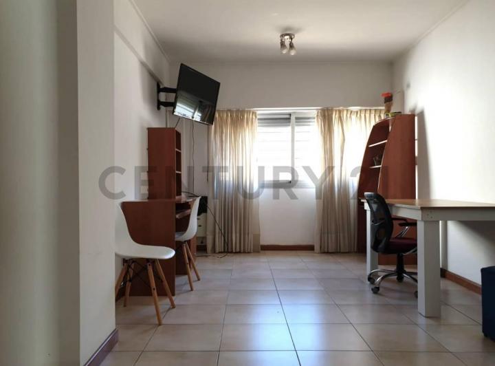 ALQUILER Departamento 1 dormitorio con patio, La Plata 1