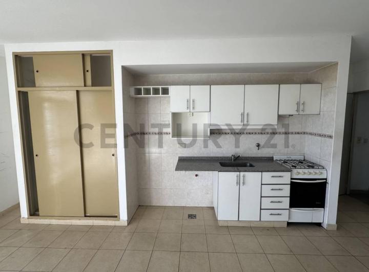 Monoambiente en ALQUILER en Balvanera con cochera 4