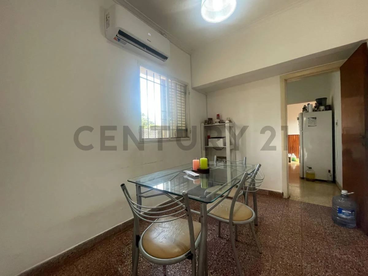Foto de CASA EN VENTA EN LOS HORNOS - LA PLATA - 2 DORMITORIOS, imagen 5