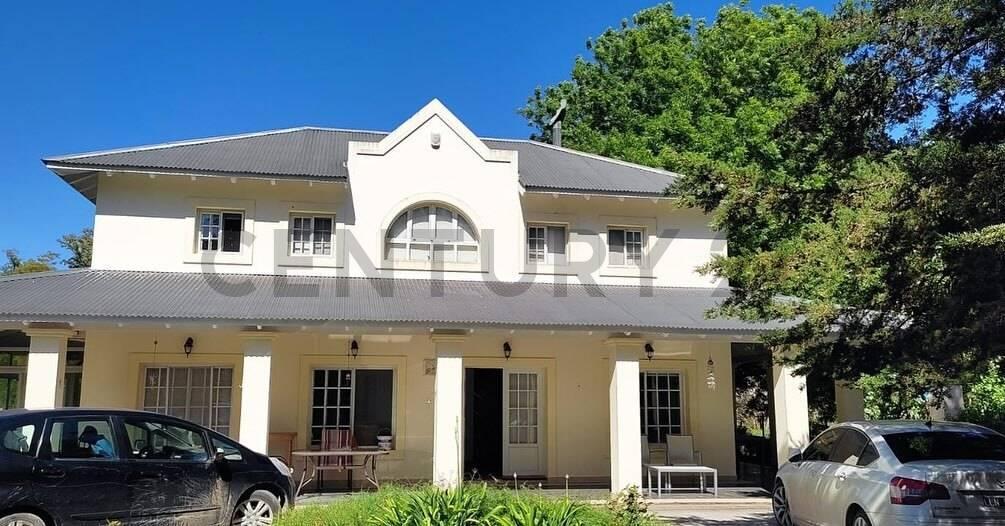 Casa en venta en Campos de Roca 1