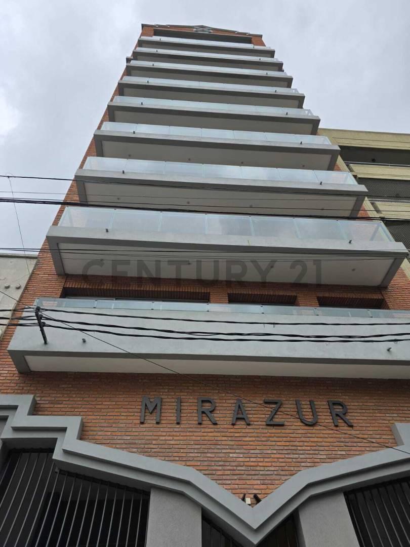 Foto de Departamento de 2 dormitorios con cochera en La Plata, imagen 5